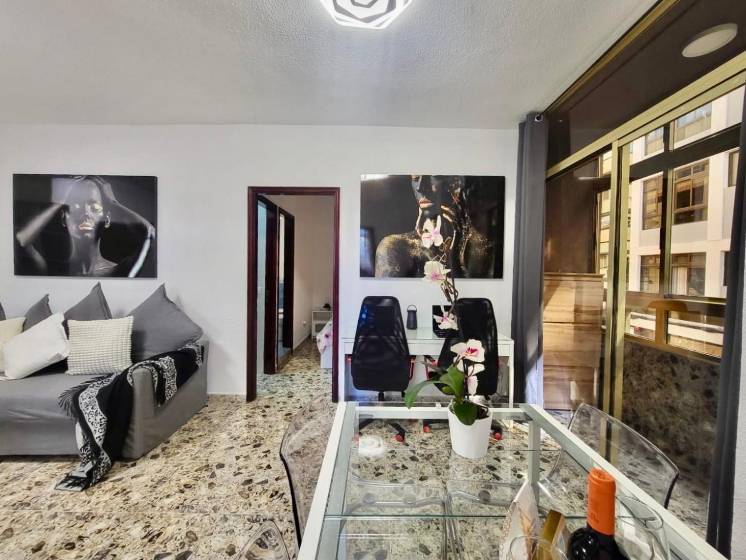 Apartment Affordable For Large Families And Groups At Canteras With 3 Bedrooms And Free Parking Las Palmas de Gran Canaria