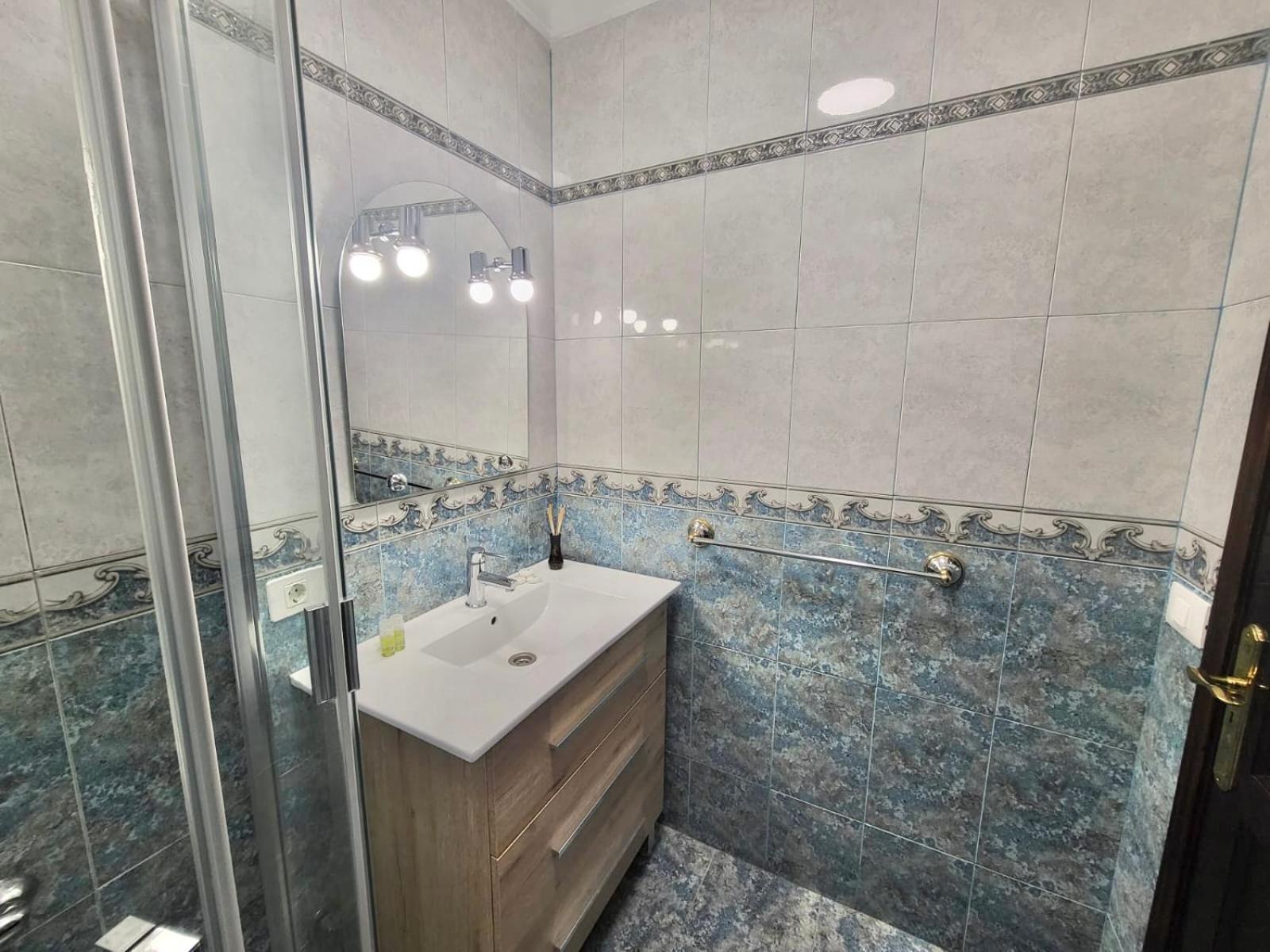 Affordable For Large Families And Groups At Canteras With 3 Bedrooms And Free Parking Apartment Las Palmas de Gran Canaria
