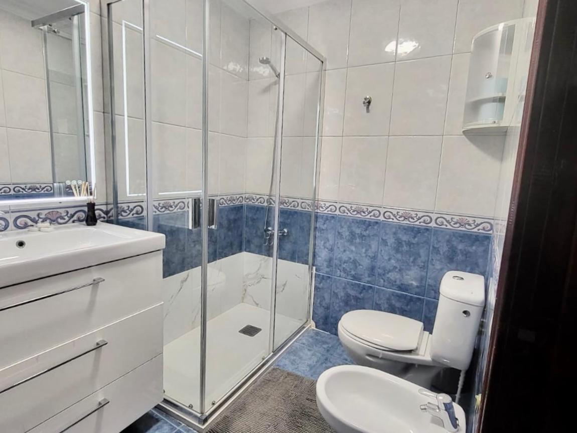 Affordable For Large Families And Groups At Canteras With 3 Bedrooms And Free Parking Las Palmas de Gran Canaria